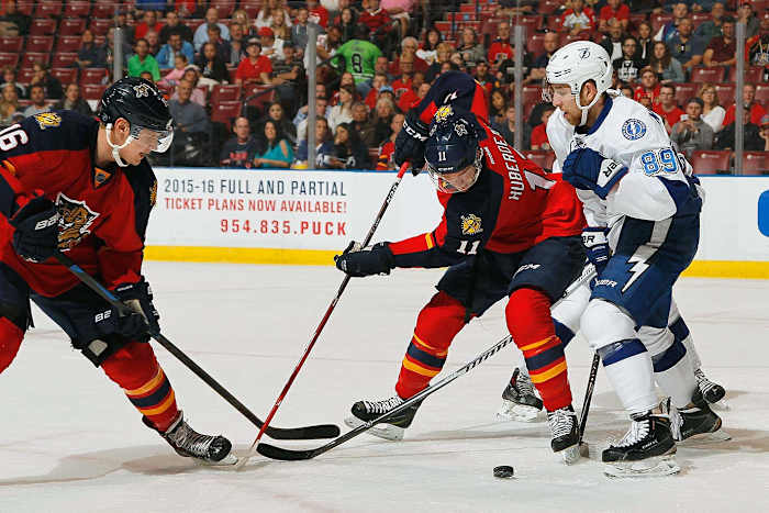 Florida-Panthers-Jonathan-Huberdeau-Aleksander-Barkov.jpg